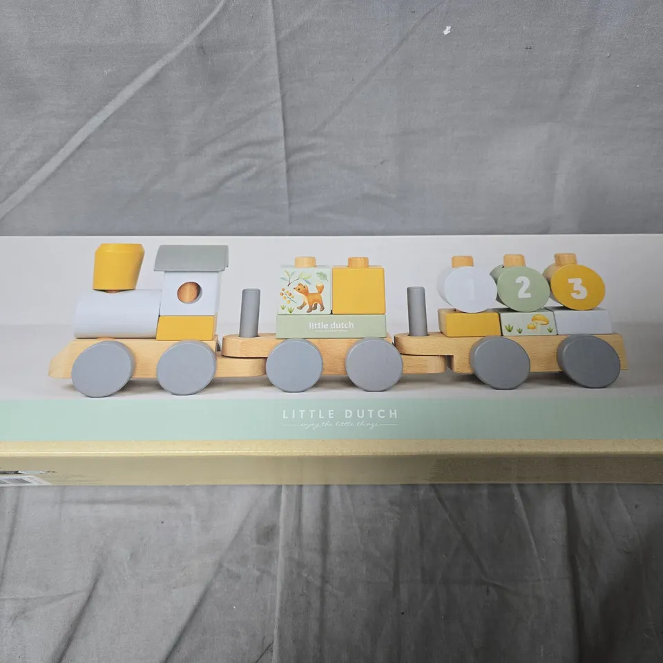 LITTLE DUTCH WOODEN TRAIN SET – BOXED