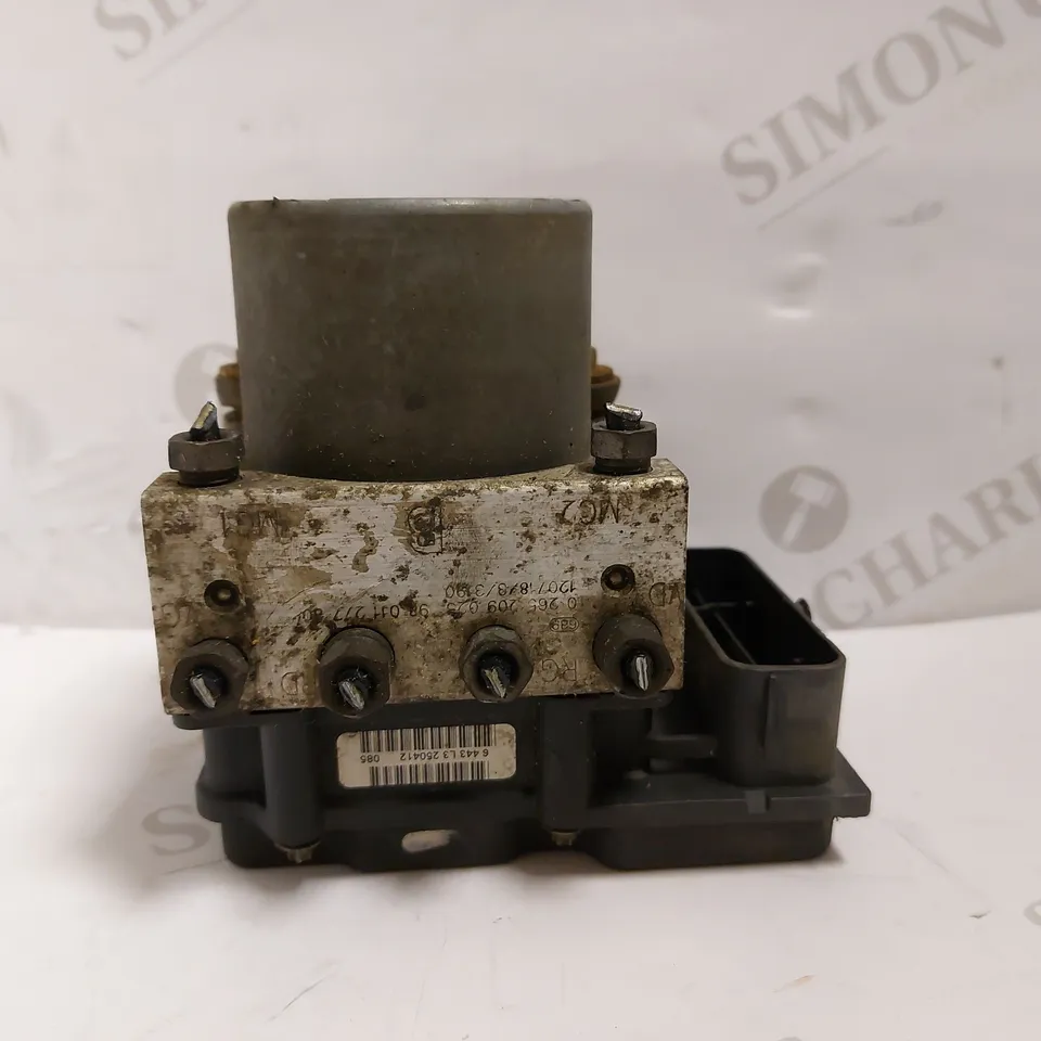 BOSCH ABS PUMP - PBT-I GF32 FR(17) - CAR MODEL UNKNOWN