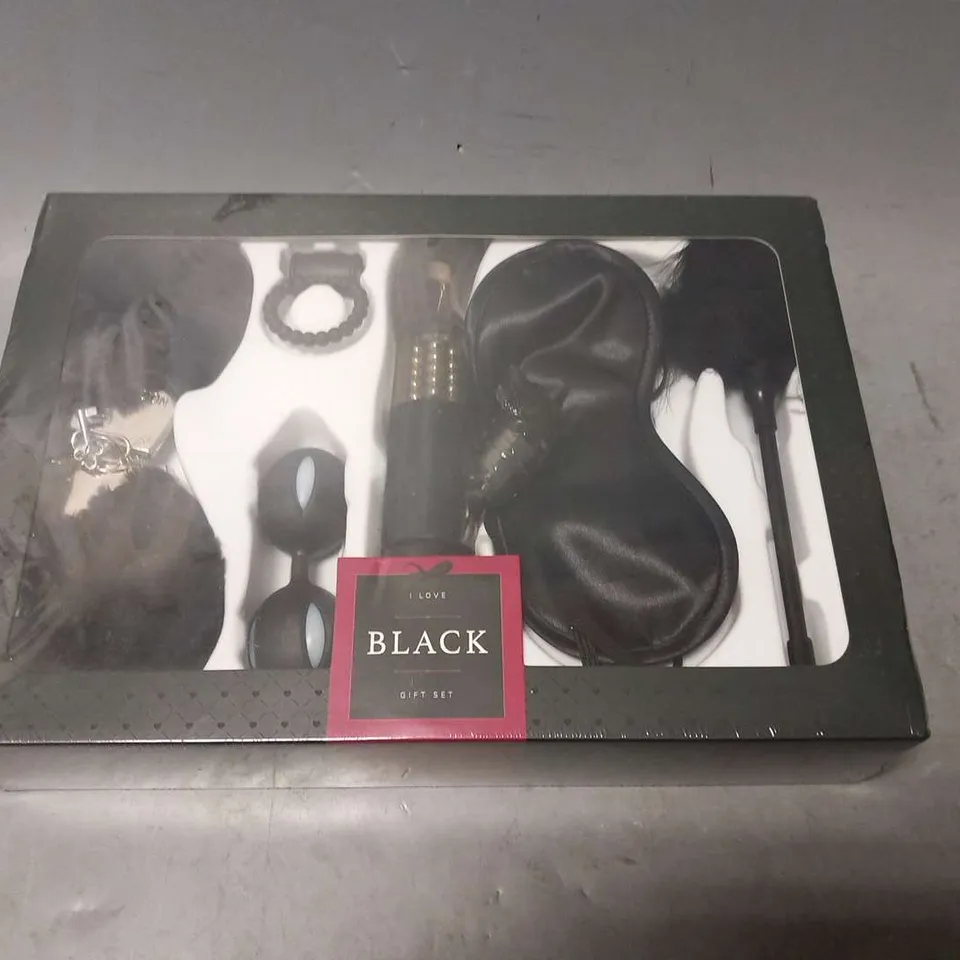 BOXED AND SEALED I LOVE BLACK GIFT SET