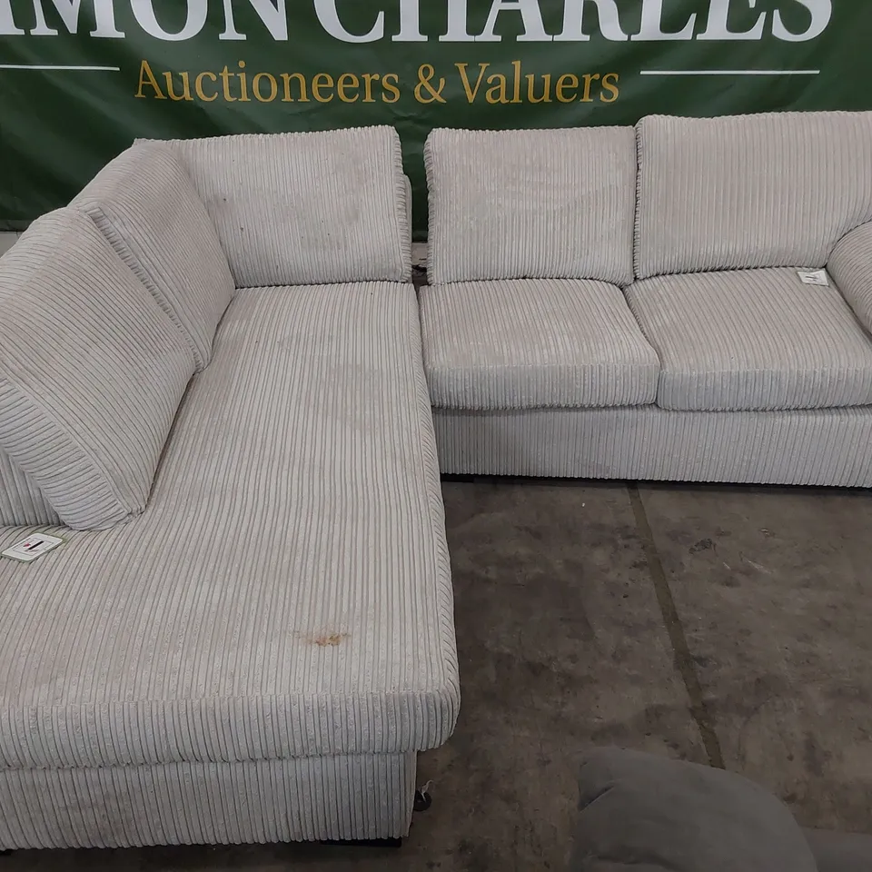 DESIGNER CHAISE SOFA LIGHT GREY JUMBO CHORD 