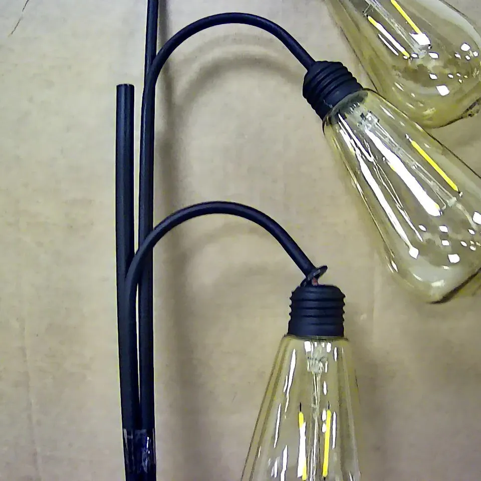 3 BULB GARDEN SOLAR LIGHT 