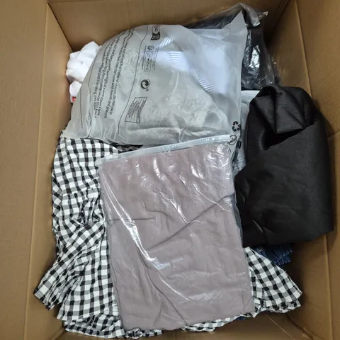 LARGE BOX OF APPROXIMATELY 25 ASSORTED CLOTHING ITEMS IN VARIOUS COLOURS, STYLES AND SIZES - COLLECTION ONLY