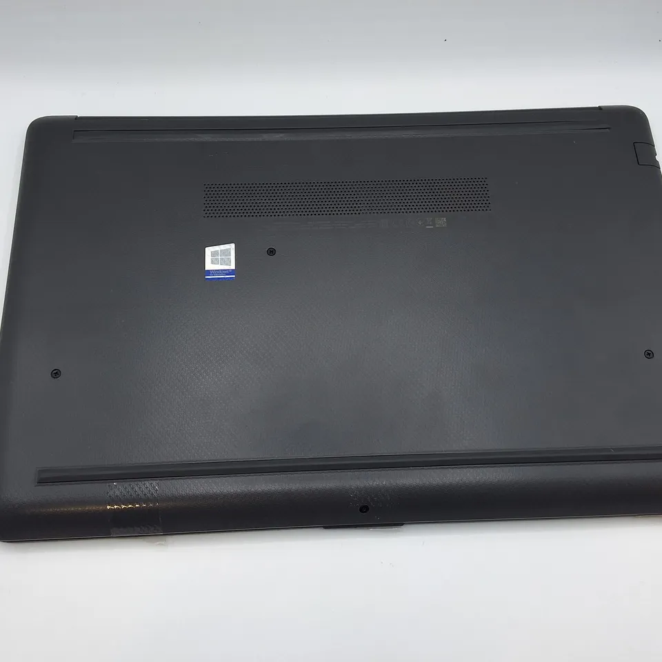 UNBOXED HP 255 G7 LAPTOP IN GREY - RTL8821CE