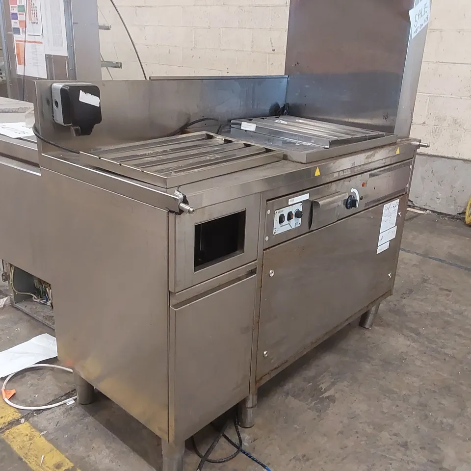 COMMERCIAL STAINLESS STEEL CATERING EQUIPMENT