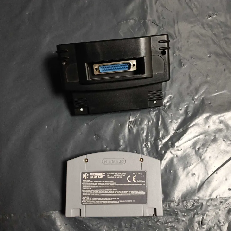 NINTENDO 64 SUPER MARIO 64 GAME CARTRIDGE WITH BLACK XPLORER ACCESSORY