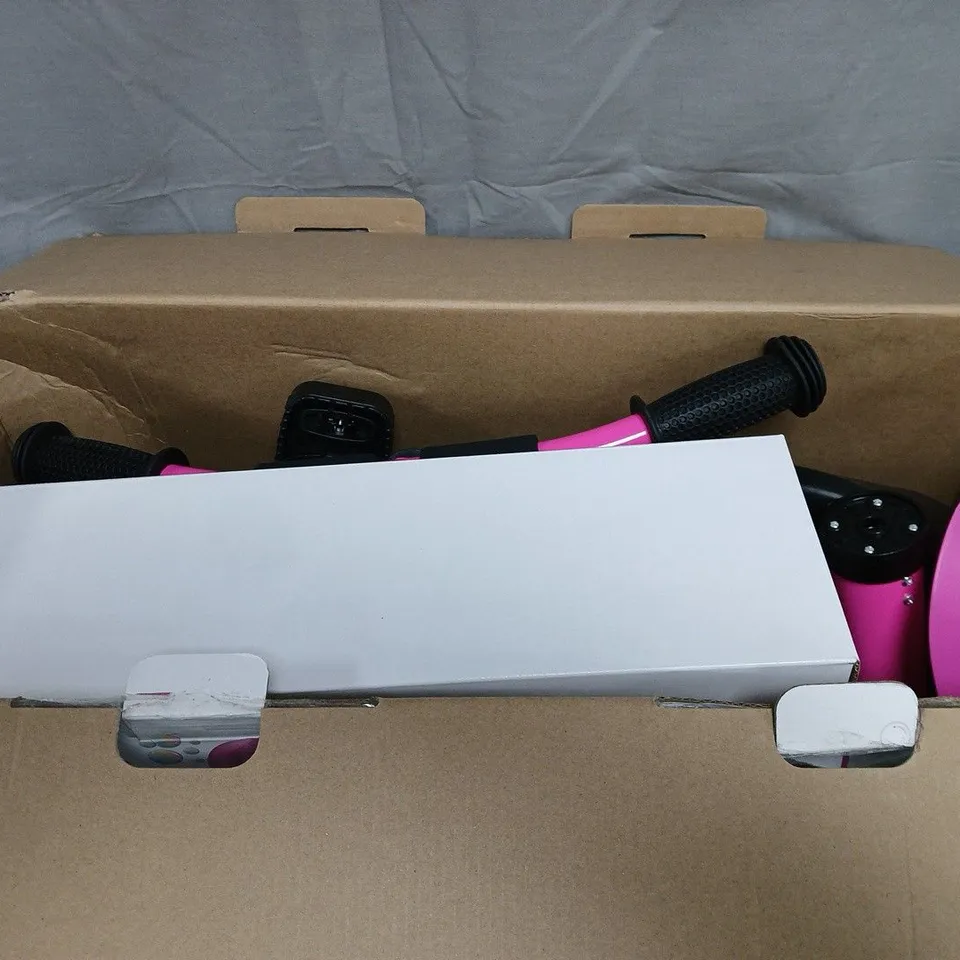 XOOTZ BUBBLE GO TRICYCLE – PINK (BOXED), AGE 3+