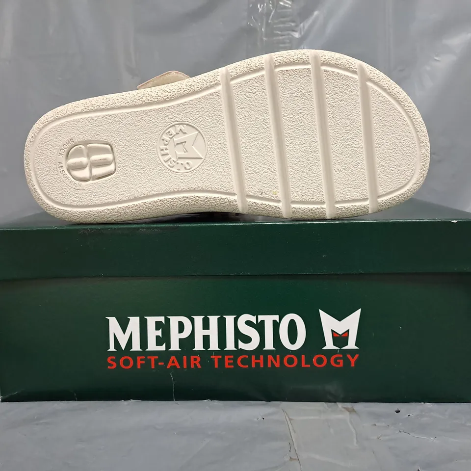 BOXED PAIR OF MEPHISTO GAYLE OPEN TOE SANDALS IN GOLD SIZE EU 39