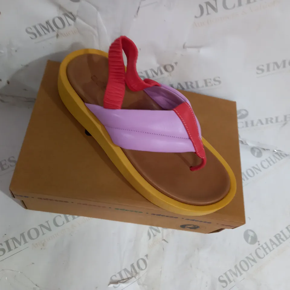 BOXED PAIR OF ADESSO LEATHER PLATFORM SANDALS MULTI-COLOURED IN SIZE 7