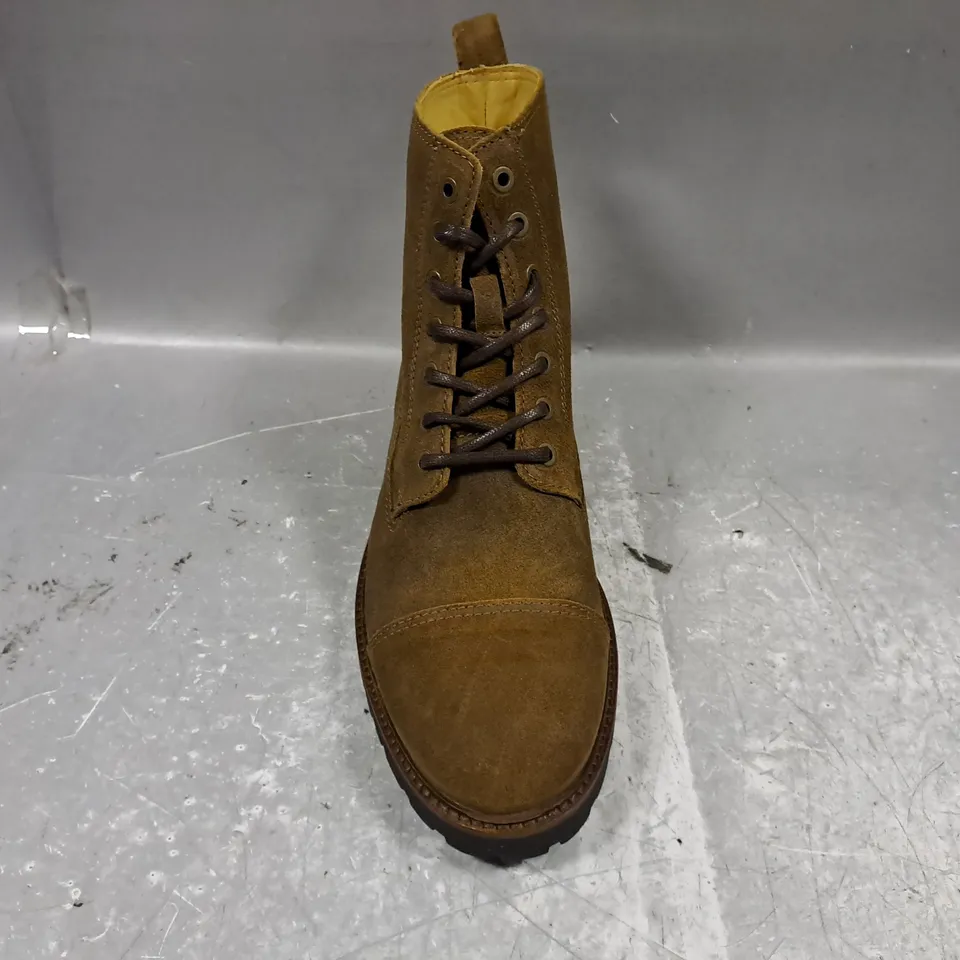 BOXED PAIR OF BELSTAFF ANKLE BOOTS UK SIZE 9