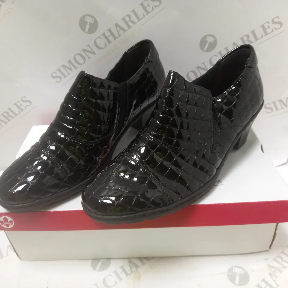 BOXED RIEKER BLACK SHOE BOOT - SIZE 6
