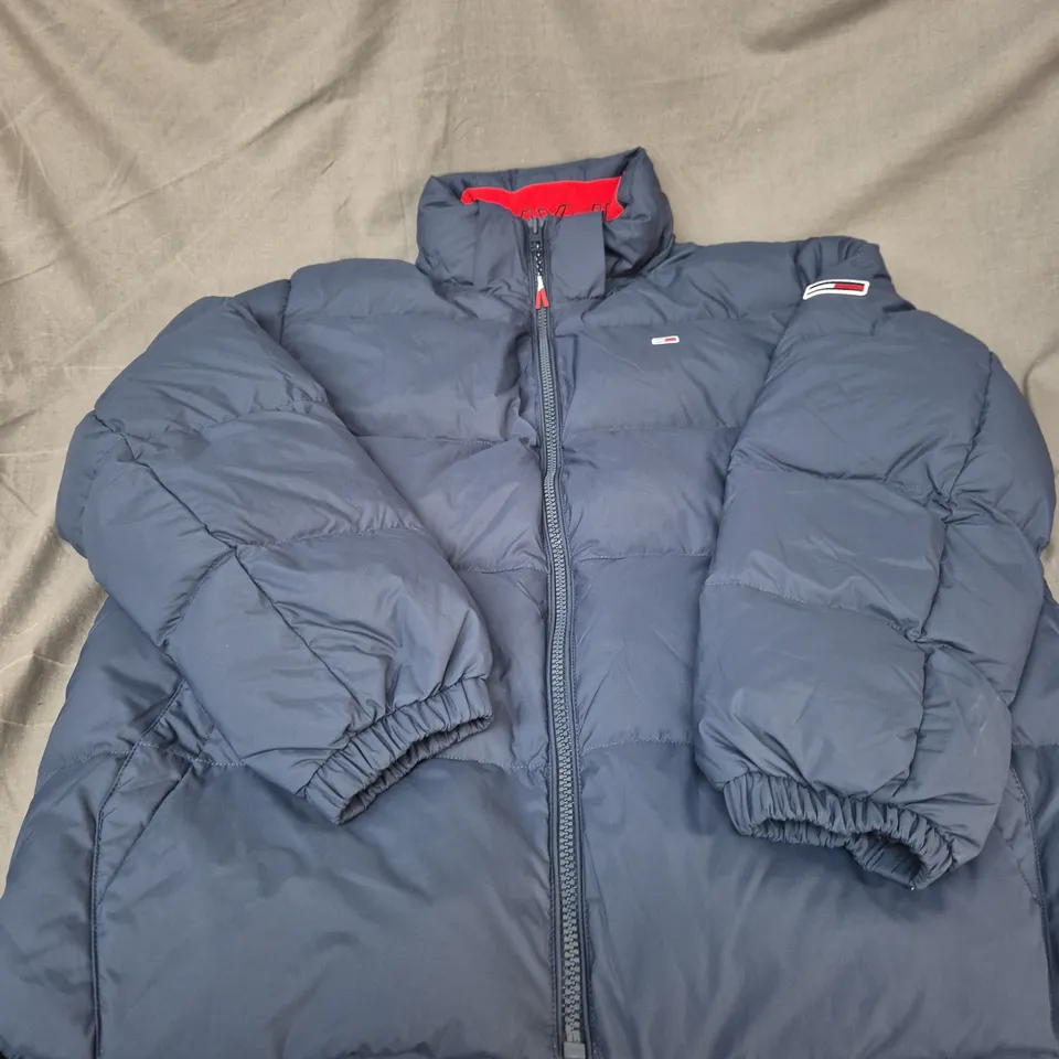 TOMMY JEANS PUFFER JACKET – BLUE – UK XL (US XL)