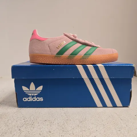 BOXED PAIR OF ADIDAS KID'S GAZELLE CF TRAINERS IN PINK/GREEN SIZE UK 1