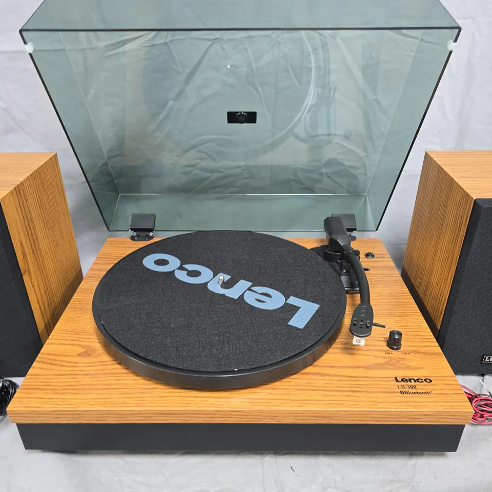 LENCO LS-300 BLUETOOTH TURNTABLE WITH WOOD PLINTH, GLASS DUST COVER & TWIN SPEAKERS