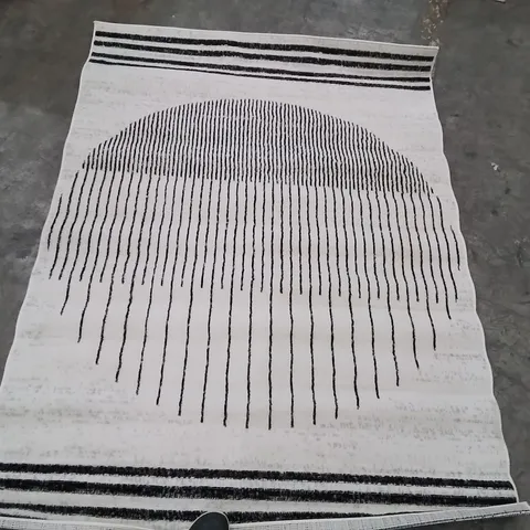 QUALITY DESIGNER AREA RUG - APPROXIMATELY 200X140CM