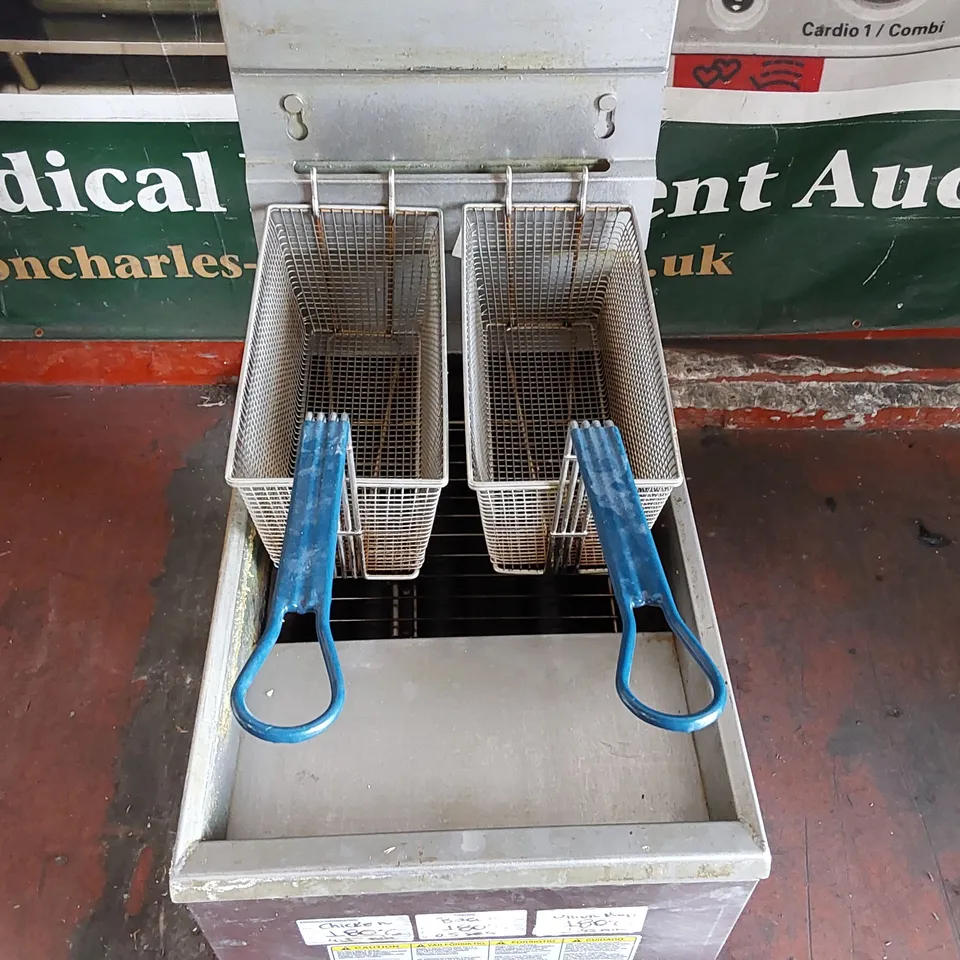 PITCO 35C+ S COMMERCIAL GAS FRYER