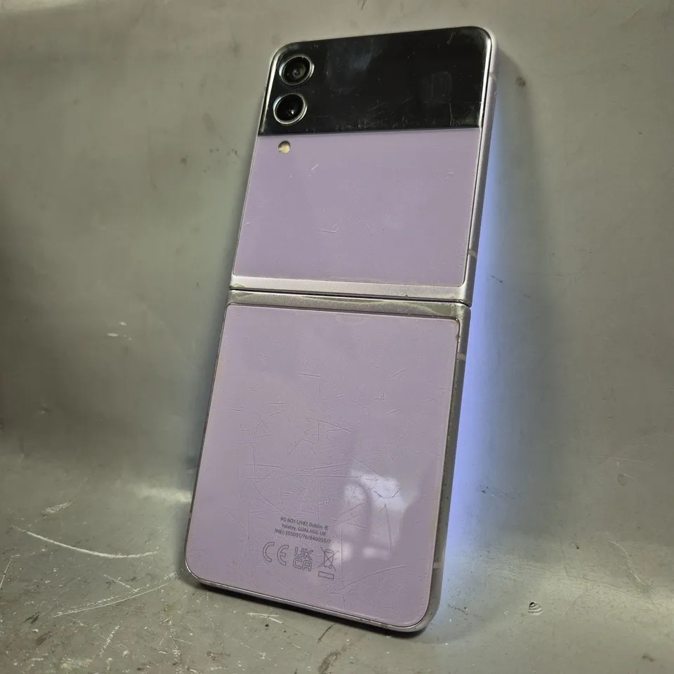 SAMSUNG GALAXY Z FLIP 
