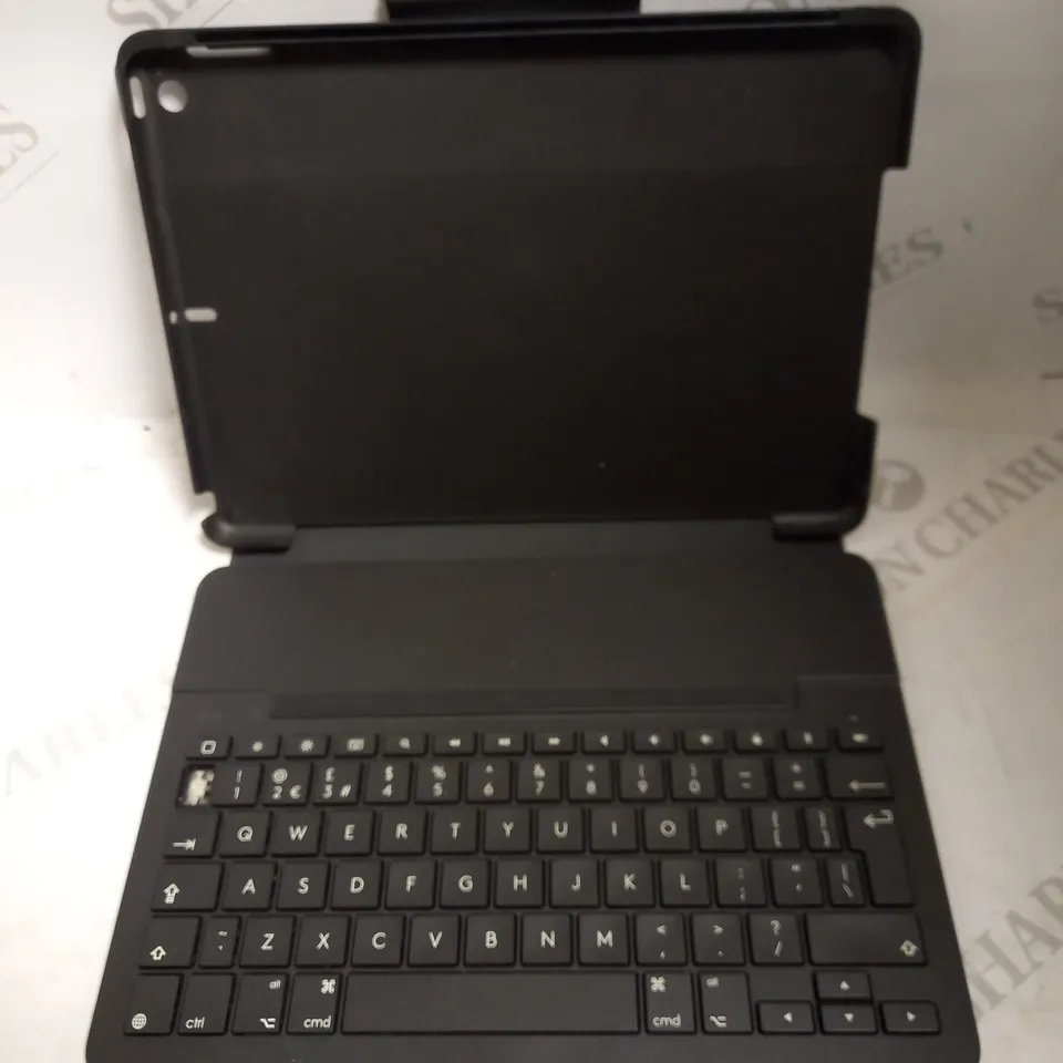 LOGITECH SLIM FOLIO IPAD CASE FOR IPAD 7/8/9TH GEN