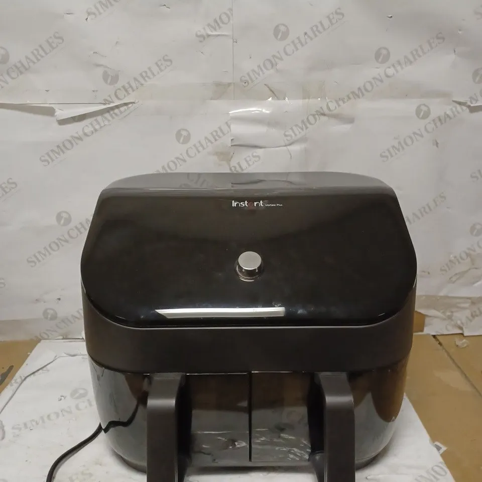INSTANT VORTEX PLUS DUAL BASKET AIR FRYER