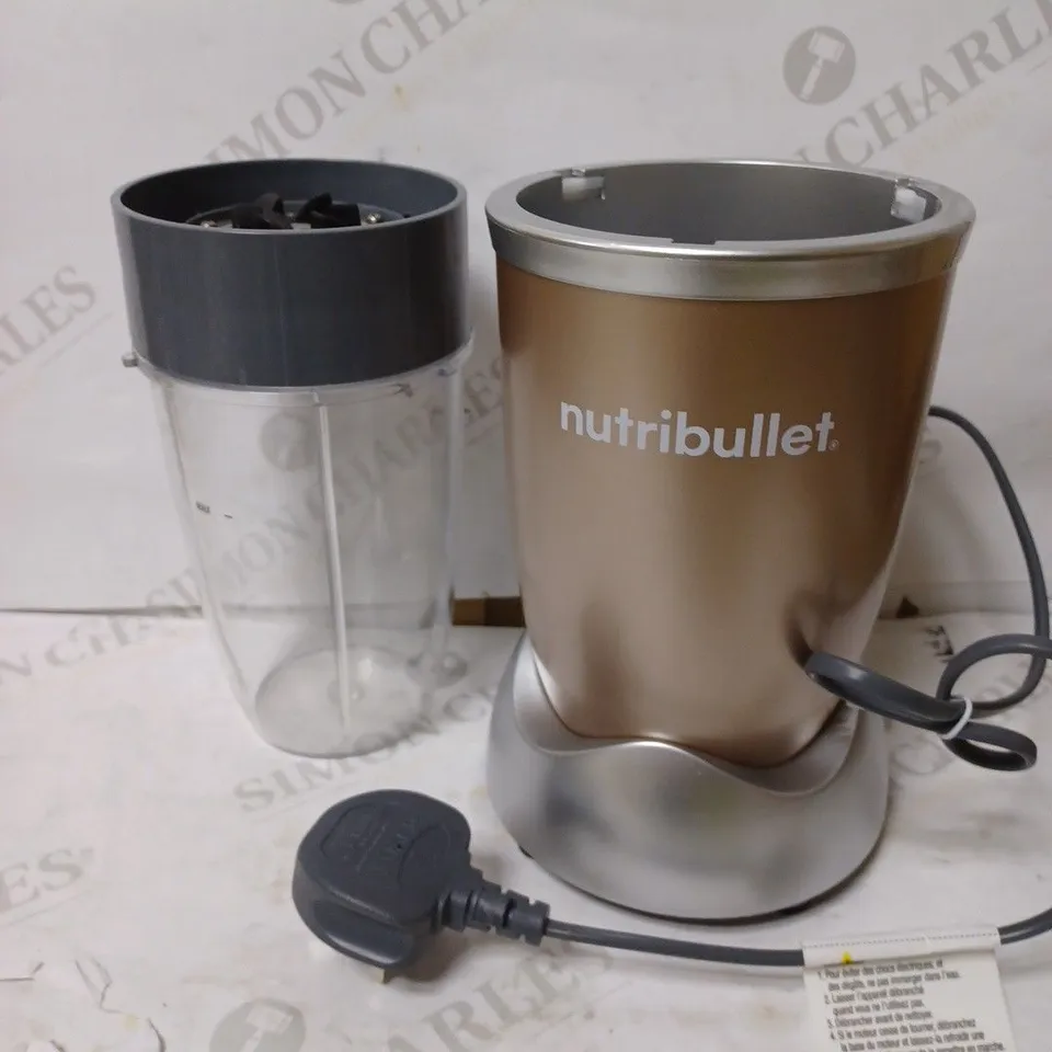 NUTRIBULLET 900W BLENDER CHAMPAGNE MULTI-FUNCTION SMOOTHIE MAKER