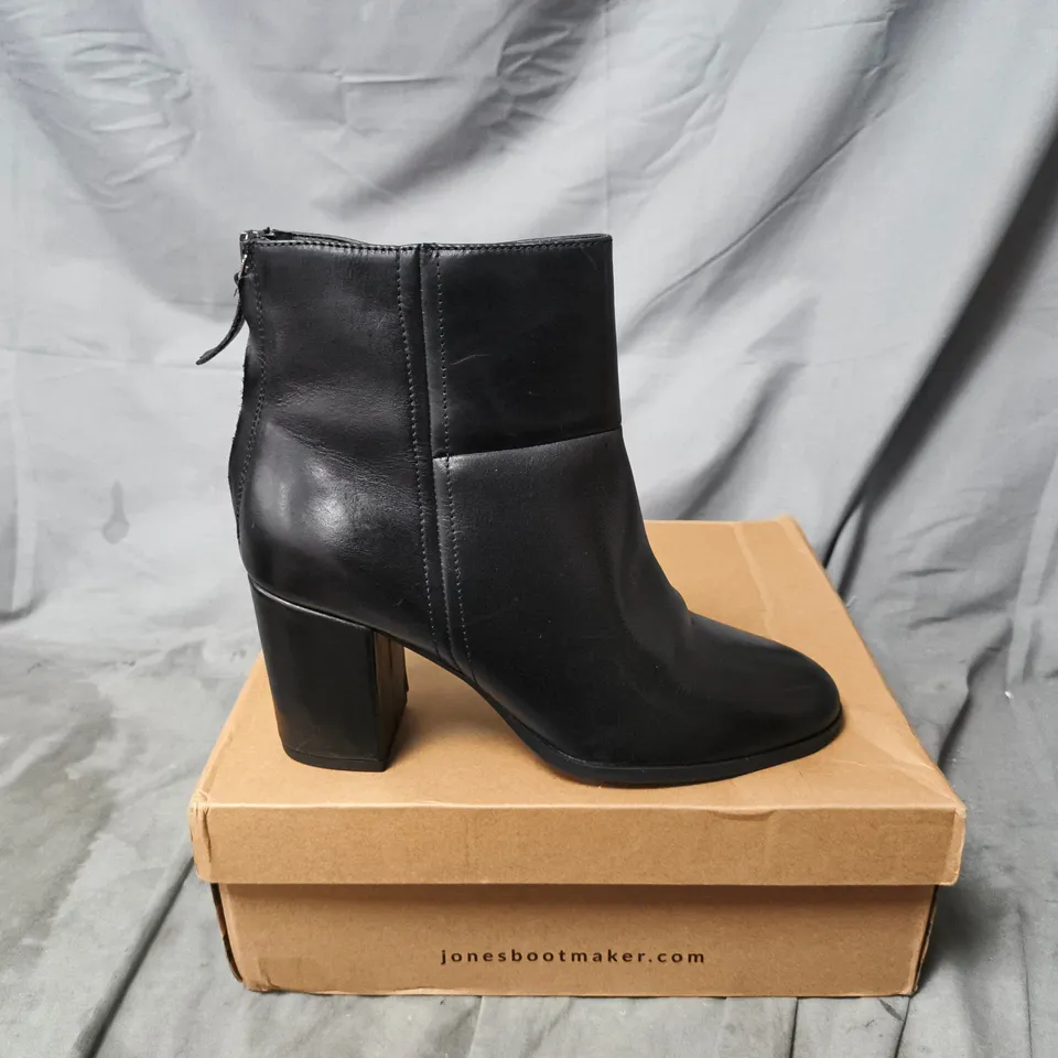 BOXED PAIR OF JONES BOOTMAKERS KARLIA BOOTS IN BLACK - SIZE 40