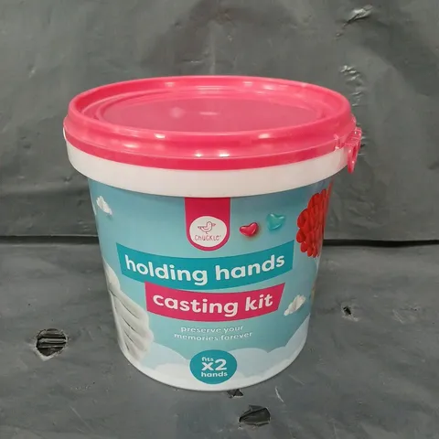 SEALED CHUCKLE HOLDING HANDS CASTING KIT 