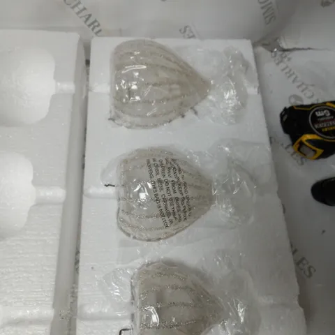 JULIEN MACDONALD SET 3 PRELIT GLASS ANGELS 