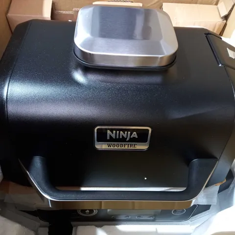 NINJA WOODFIRE ELECTRIC BBQ GRILL & SMOKER WITH AIR FRY FUNCTION OG701UKQ