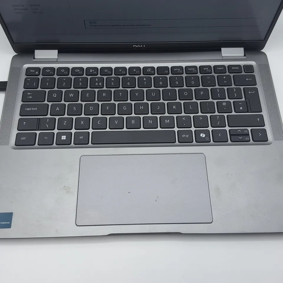 UNBOXED DELL LATITUDE 7450 INTEL VPRO LAPTOP IN SILVER - P174G