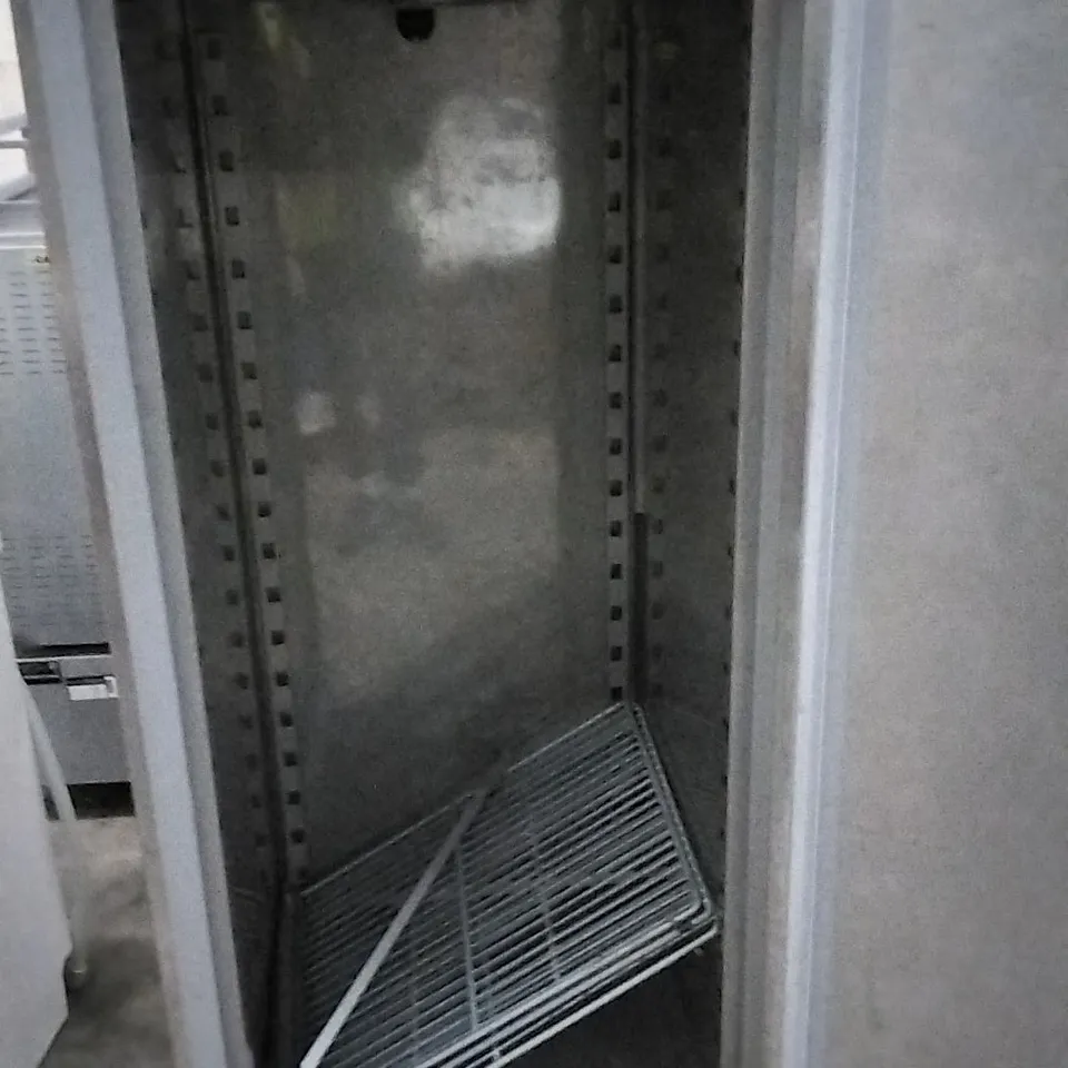 STERLING PRO COMMERCIAL TALL ONE DOOR REFRIGERATOR 