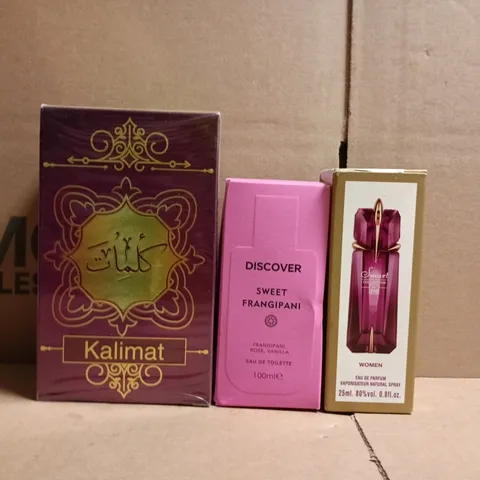 APPROXIMATELY 15 ASSORTED COSMETIC FRAGRANCE ITEMS TO INCLUDE KALIMAT, DISCOVER, ETC, ETC - COLLECTION ONLY