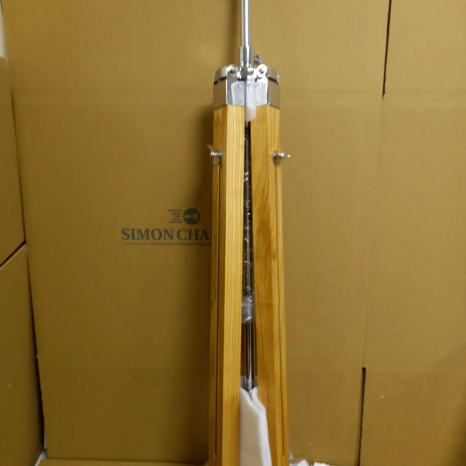 DAR LIGHTING GROUP EASEL 1LT FLOOR LAMP BASE ONLY