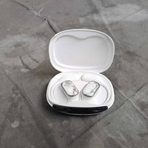 GROOVZ OPEN-EAR+ TWS HEADPHONES WITH SMART DIGITAL BATTERY DISPLAY IN WHITE