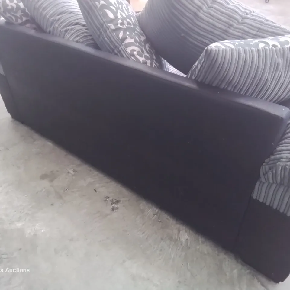 DESIGNER THREE SEATER SOFA WITH SCATTER CUSHIONS BLACK FAUX LEATHER & GREY JUMBO CHORD
