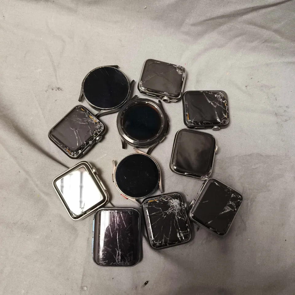 APPROXIMATELY 10 ASSORTED DAMAGED/FAULTY SMARTWATCH UNITS 