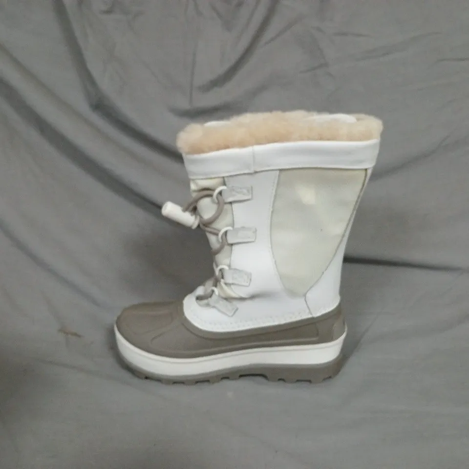 UGG KIDS' SNOW BOOTS IN WHITE/TAUPE, FUR-LINED, UK 1