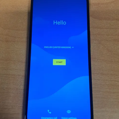 BOXED TCL 40 R5G 64GB IN STARLIGHT BLACK - T771K
