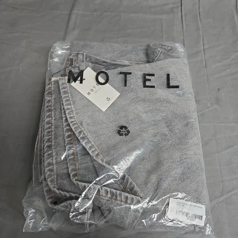 MOTEL RISE ROOMY GREY WASH JEANS W28 L34