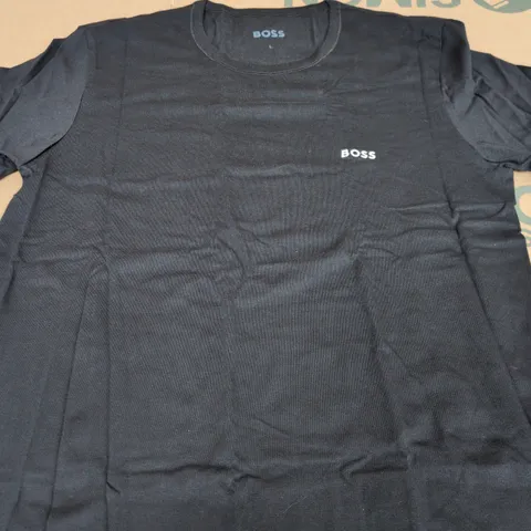 HUGO BOSS BLACK T-SHIRT – SIZE L