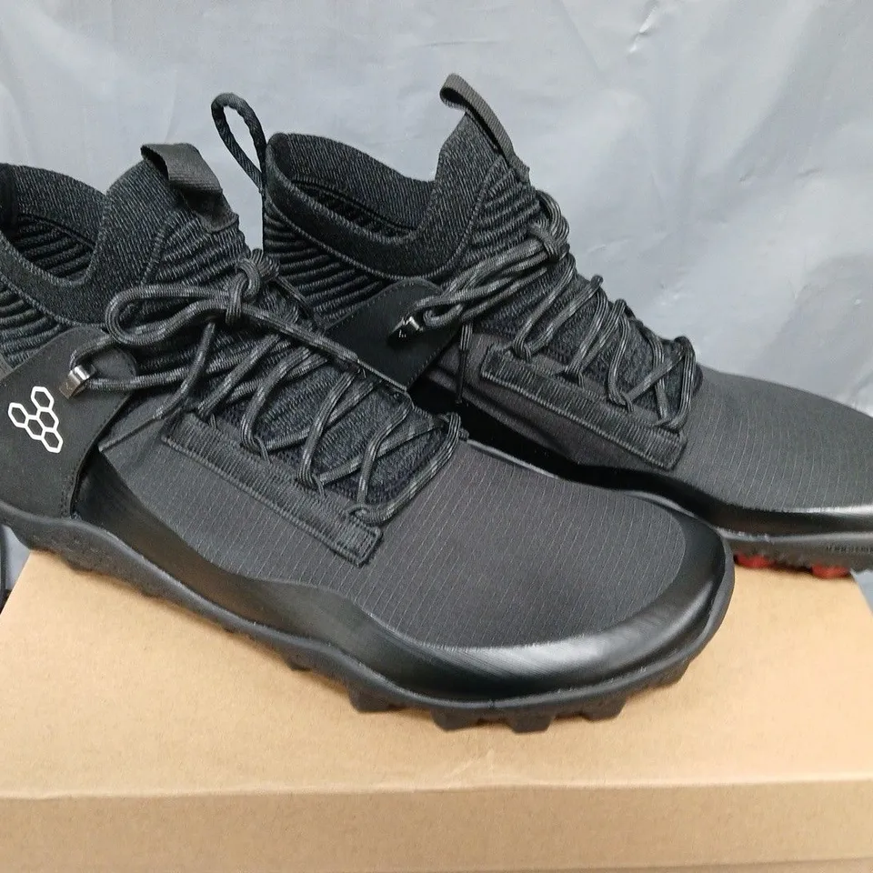 VIVO BAREFOOT OBSIDIAN SIZE 9 