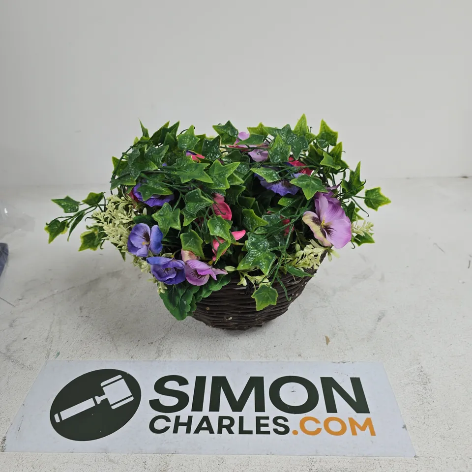 CHRISTOW ARTIFICIAL HANGING BASKET – GARDEN ORNAMENT