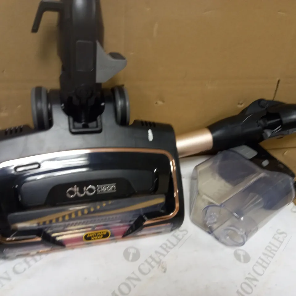 SHARK CORDED STICK VACUUM HZ500UKT