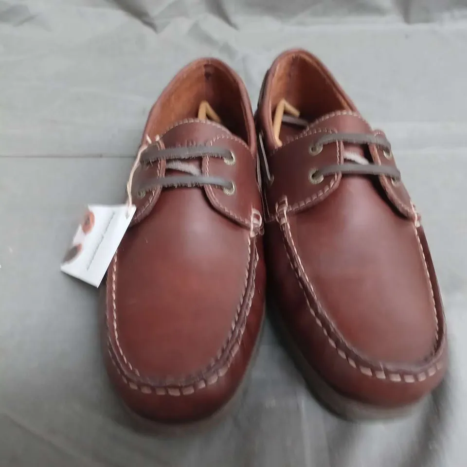HUSH PUPPIES HENRY LACE UP SHOES IN BROWN - UK 12