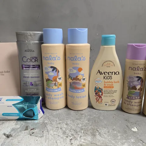 APPROX 12 ASSORTED BEAUTY PRODUCTS TO INCLUDE SENSODYNE PRONAMEL TOOTHPASTE, NALA'S BABY SHAMPOO, NALA'S BABY CONDITIONER, ETC 