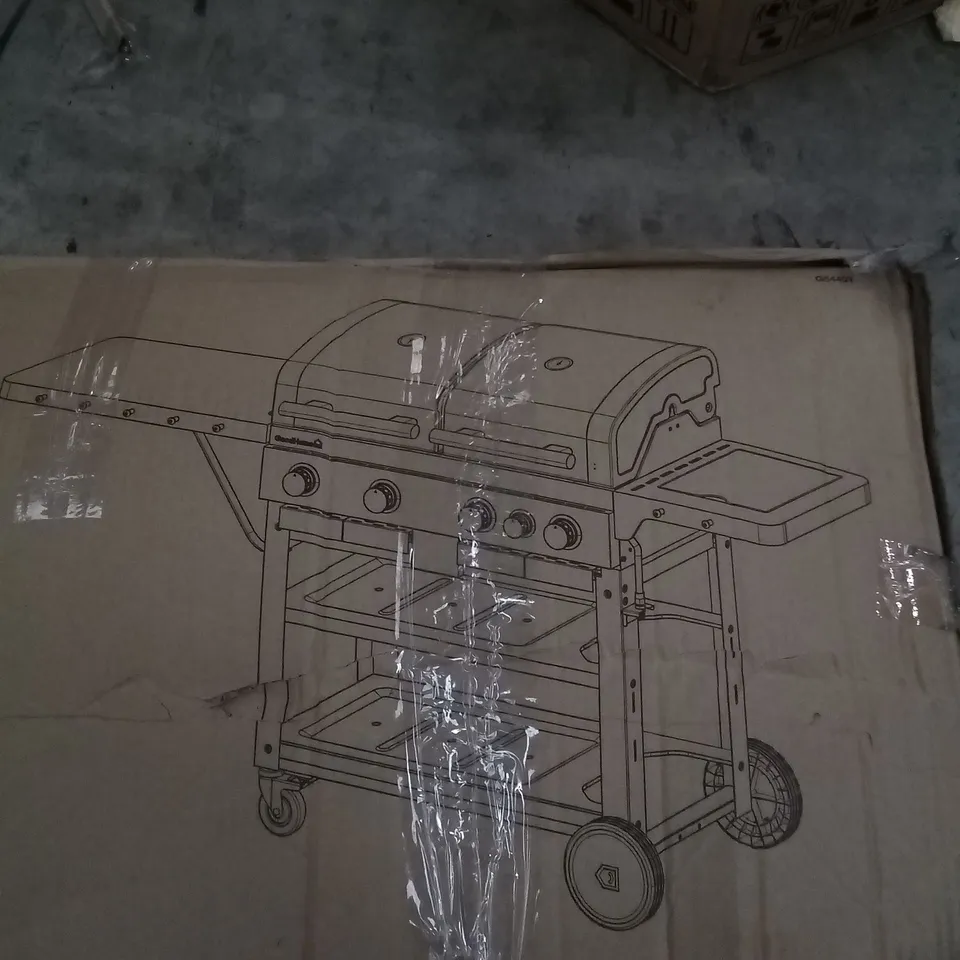 BOXED FREESTANDING MODEL FREE 4.1 GAS BARBECUE 