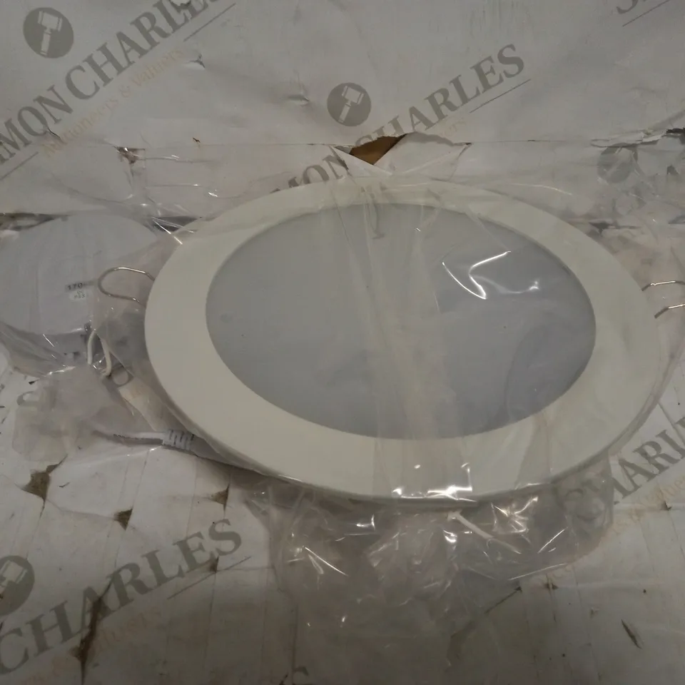LOT OF 2 BRAND NEW 25W LED RECESSED PANEL 4K LIGHT FIXTURES (WL77020)