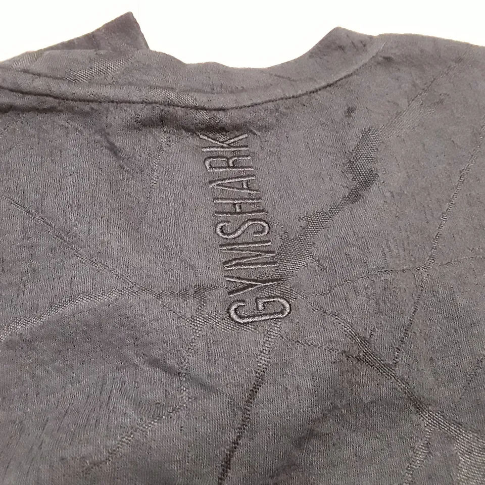 GYMSHARK BLACK T-SHIRT - S