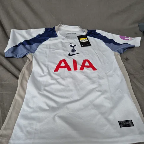 TOTTENHAM HOTSPUR FOOTBALL SHIRT – NIKE DRI-FIT, WHITE WITH NAVY & BEIGE PANELS, UK 28