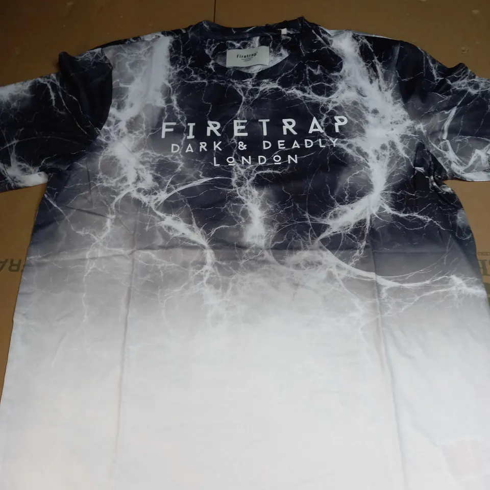 FIRETRAP LOGO T-SHIRT SIZE M