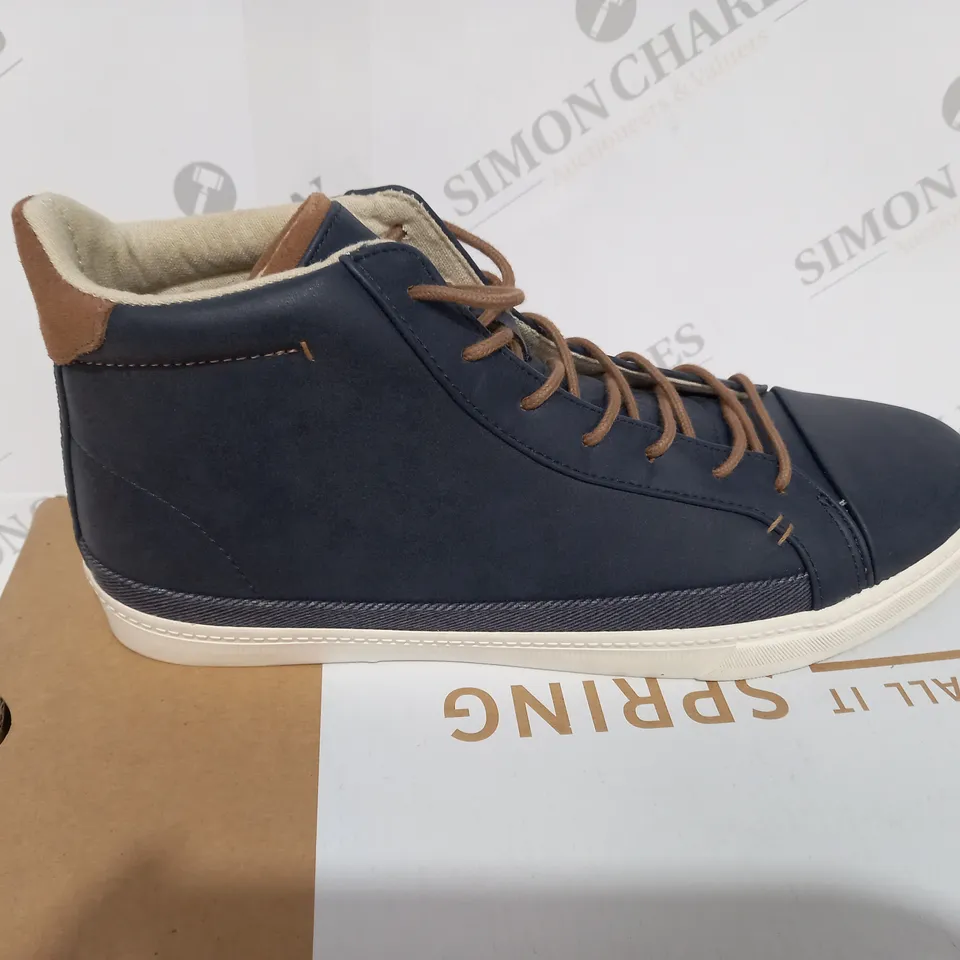 BOXED CALL IR SPRING NAVY BLUE HIGH TRAINER SHOE - SIZE 9 