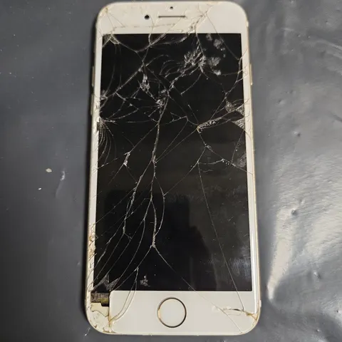 APPLE IPHONE 7 (A1778) SMARTPHONE